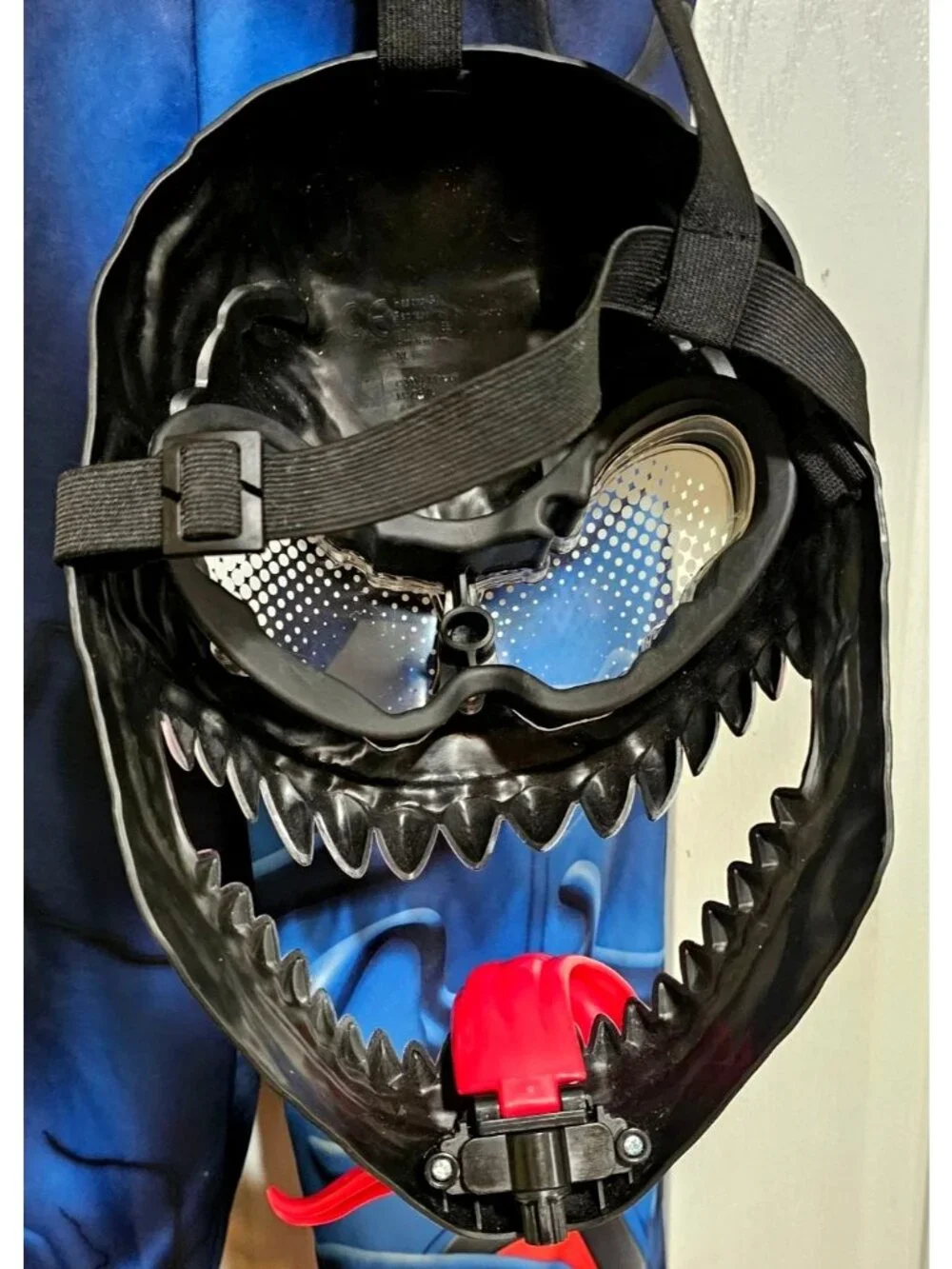 Marvel Venomized Captain America Costume Boy 8-10 Venom Hasbro VenomVersus Mask